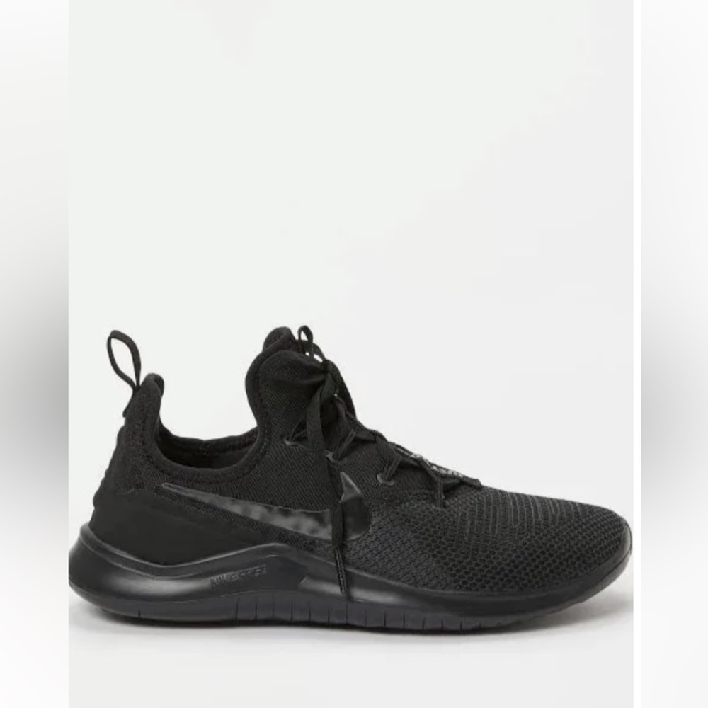 Nike Women's Free TR 8 Shoes